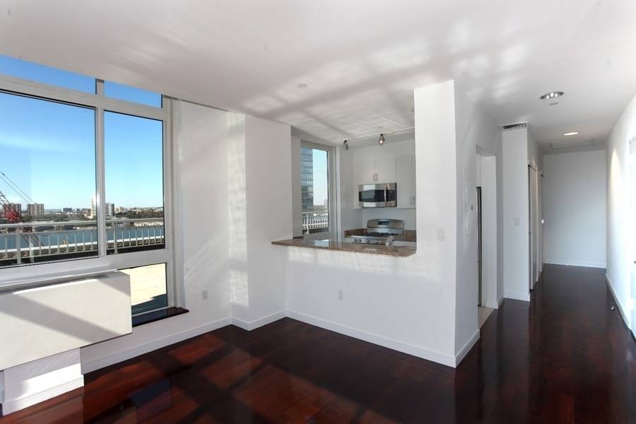★★★ ULTRA LUXURY Upper West Side . One BR Residence  . INCREDIBLE AMENETIES . BEST RENTAL IN NYC