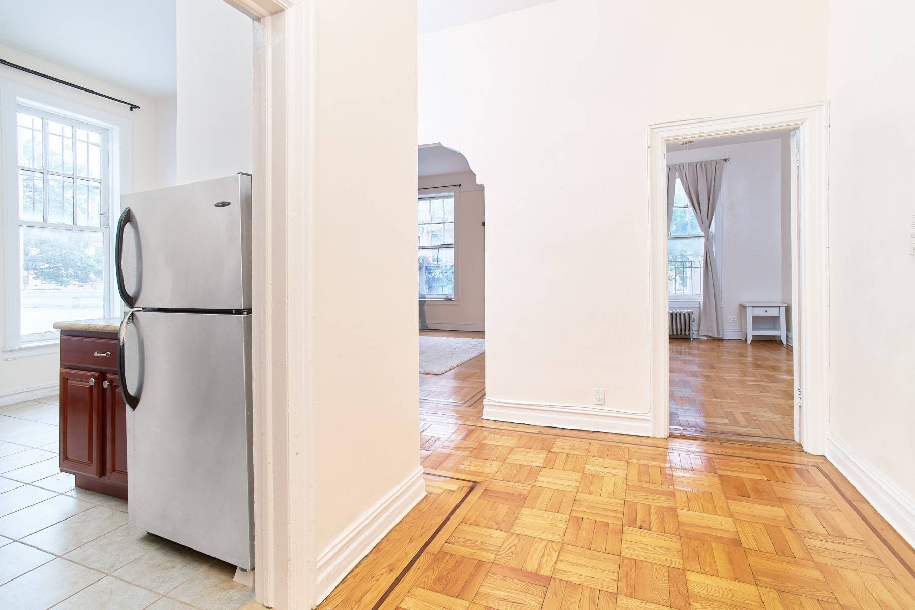 Welcome home ! This is a beautiful over sized 1 bedroom with a eat in kitchen located in one of the most charming neighborhoods in BK !