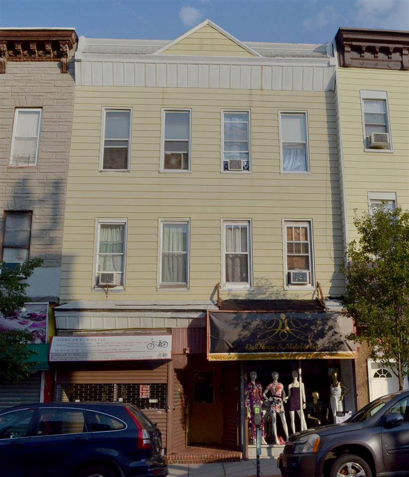 913-915 SUMMIT AVE New Jersey