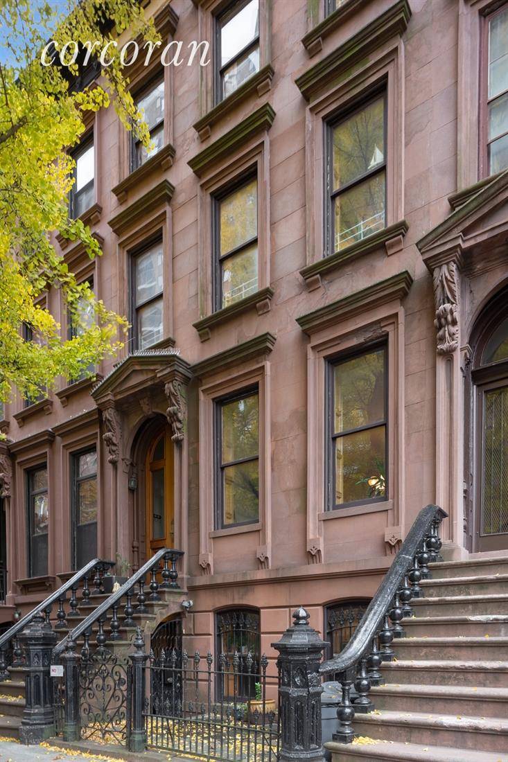 https youtu. be SKfi3V0z8KEThis St James Place beauty is a classic 20' wide Italianate brownstone situated in the leafy and tranquil Clinton Hill historic district.