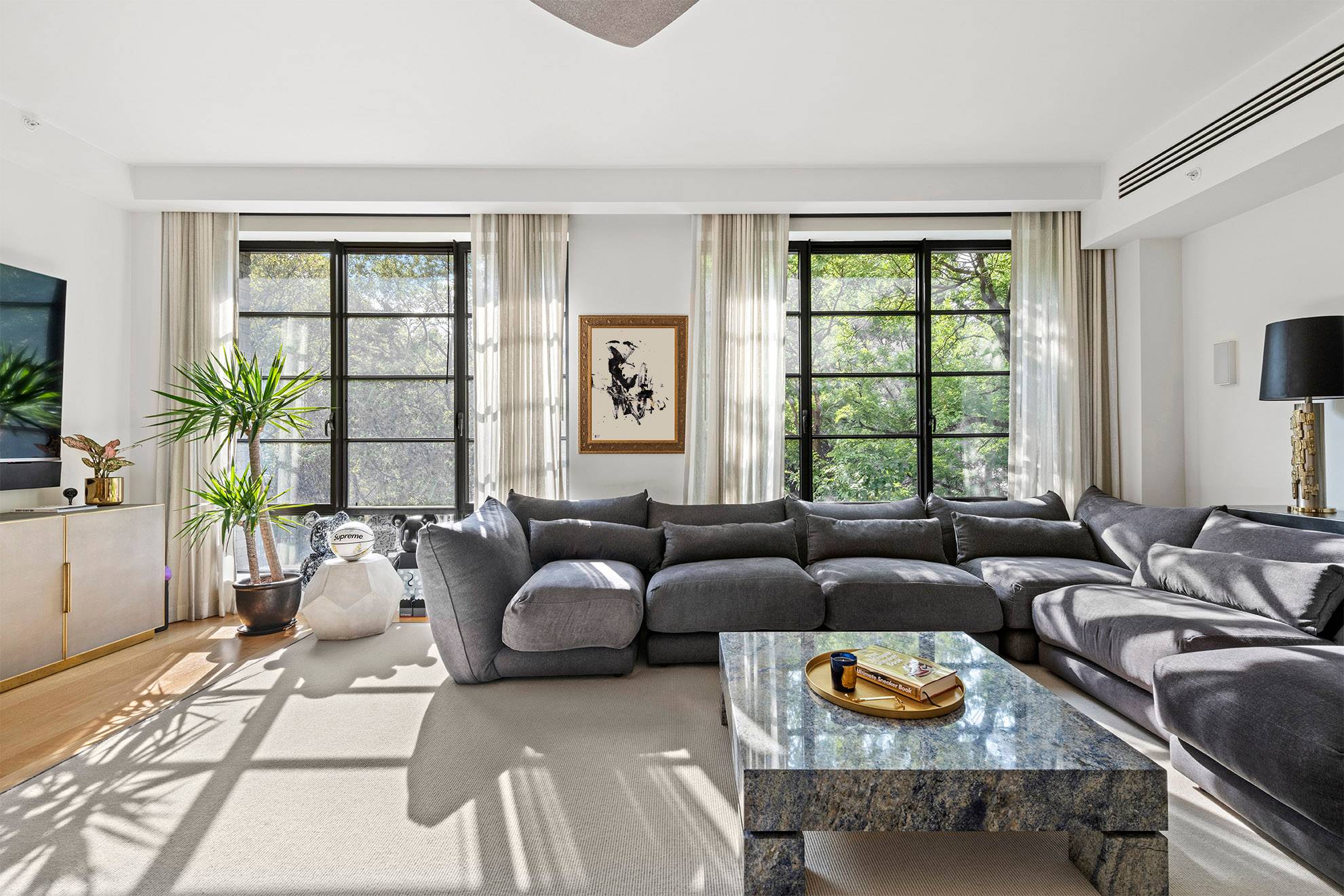 Beautiful Two Bedroom / Two Bathroom Condo on the LES