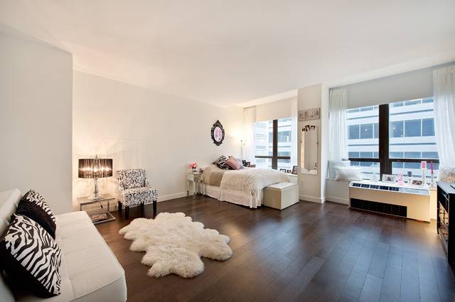 FINANCIAL DISTRICT - STUDIO - PHILLIPE STARCK CONDO FINISHES - UBER LUXURIOUS - W/D IN APT! FREE BREAKFAST WEEKDAYS! IMMEDIATE MOVE IN!