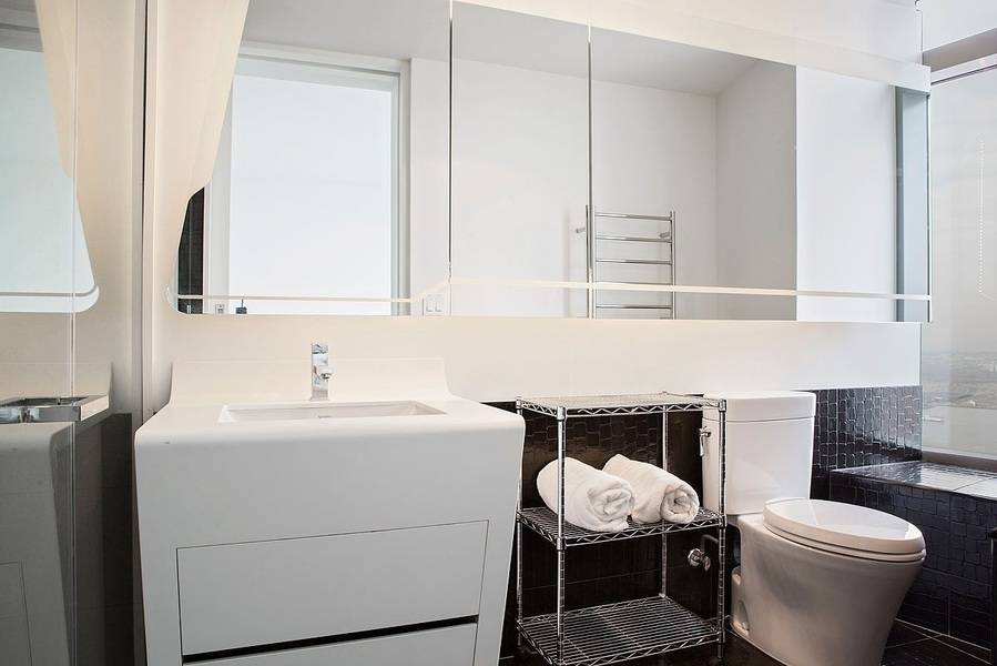 Rare Opportunity Downtown NYC.. Close to All, High Floor, Spectacular Views,Investment Opportunities! 