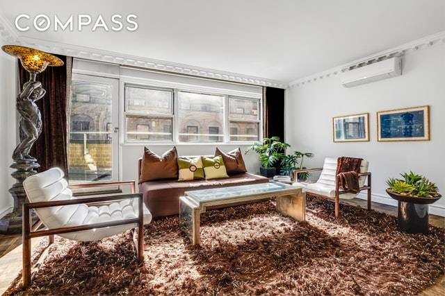 ARCHITECTURALLY MASTERED PENTHOUSE TWO BEDROOM TWO BATHROOM WITH LARGE OUTDOOR TERRACE AT THE WENDHORN.