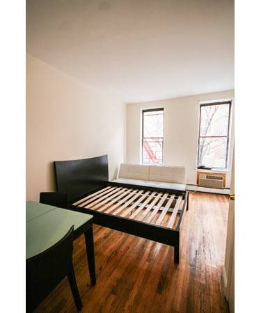 Furnished Short-term Rental in exciting neighborhood