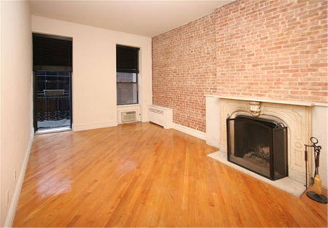 Brownstone 1br with Balcony off Fifth Avenue near Louis Vuitton, Prada and Central Park