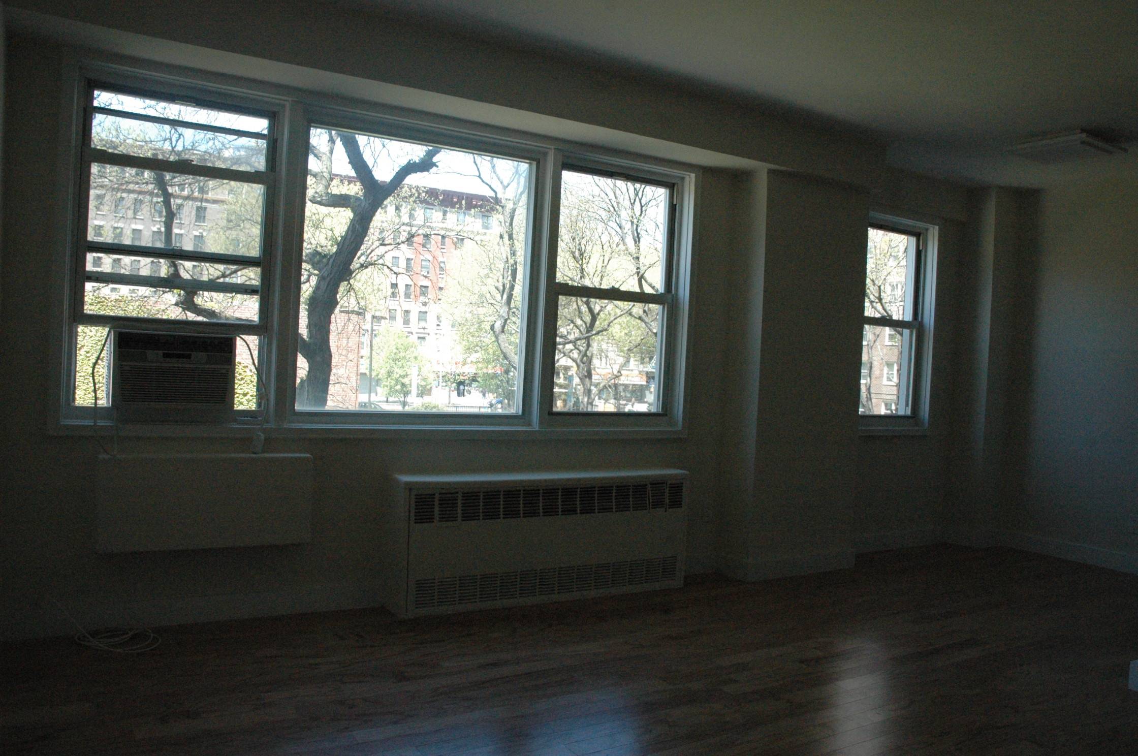1 Bedroom, Gated community, Utility included and large Picture windows.