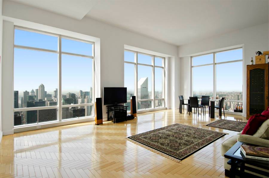 ABOVE EVERYTHING! 5-STAR CONDO! TRUMP WORLD TOWERS! FULL SERVICE!