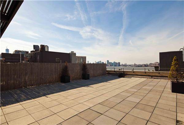 3 Bedroom 2 Bath *** MEATPACKING Location *** VIEWS