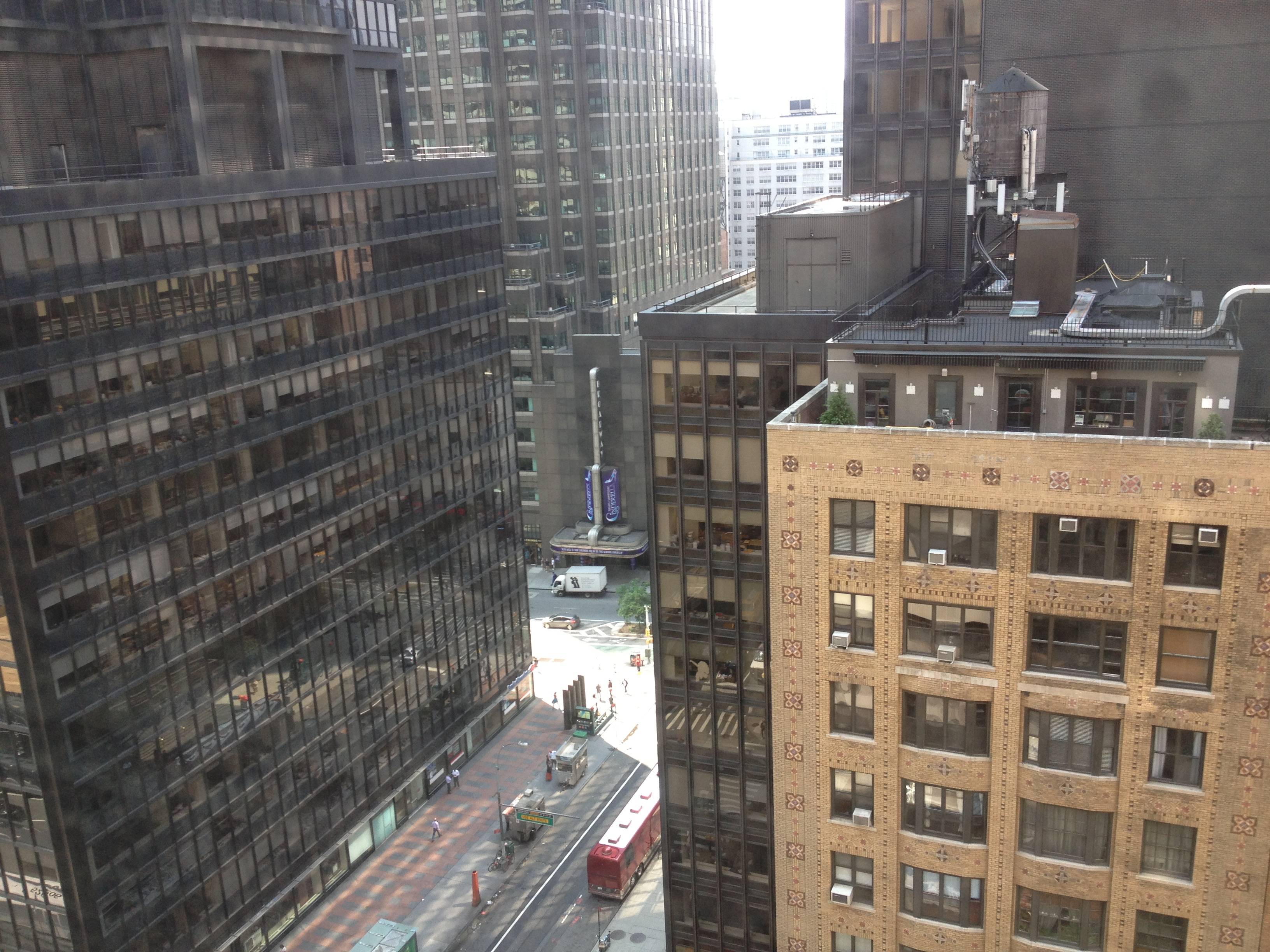 Best Deal In Midtown, Renovated Large Junior 1 Bed $2500!!