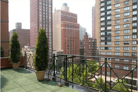 Massive Three Bedroom with Roof Terrace and in-unit laundry