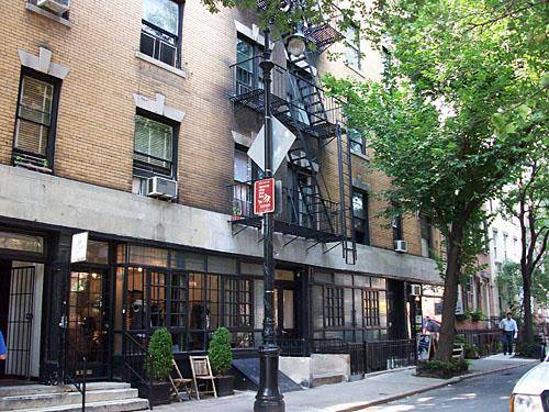 LIVE IN THE HEART OF THE WEST VILLAGE. 2 BEDROOMS WITH A WINDOWED OPEN KITCHEN