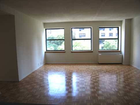 TERRIFIC UWS VALUE IN PS 166! SUNNY 2 BED WITH BALCONY, IN FSB! FREE GYM!