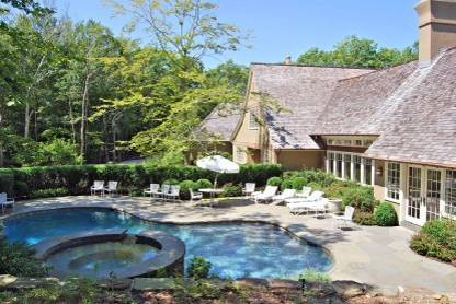 AMAGANSETT NORTH FIVE BEDROOM TUDOR WITH HEATED POOL