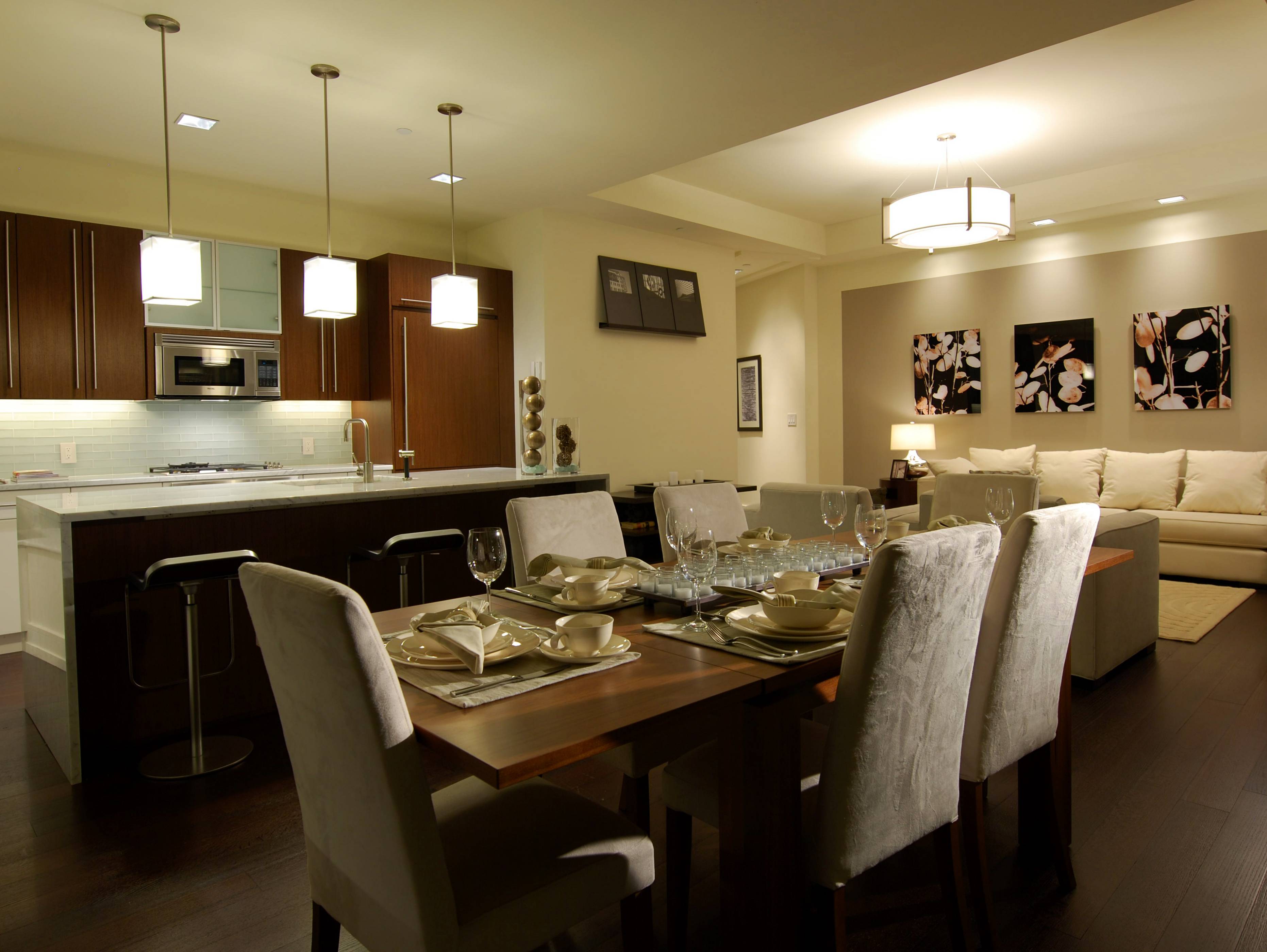 Luxury 2 Bedrooms 1 Bathroom in the Financial District. Italian Marble Counter tops and Glass tile accents throughout, Exquisite Flamed Quarter sawn Red Oak Strip Flooring, Miele Washer/Dryer. Living The Fi-Di Lifestyle.