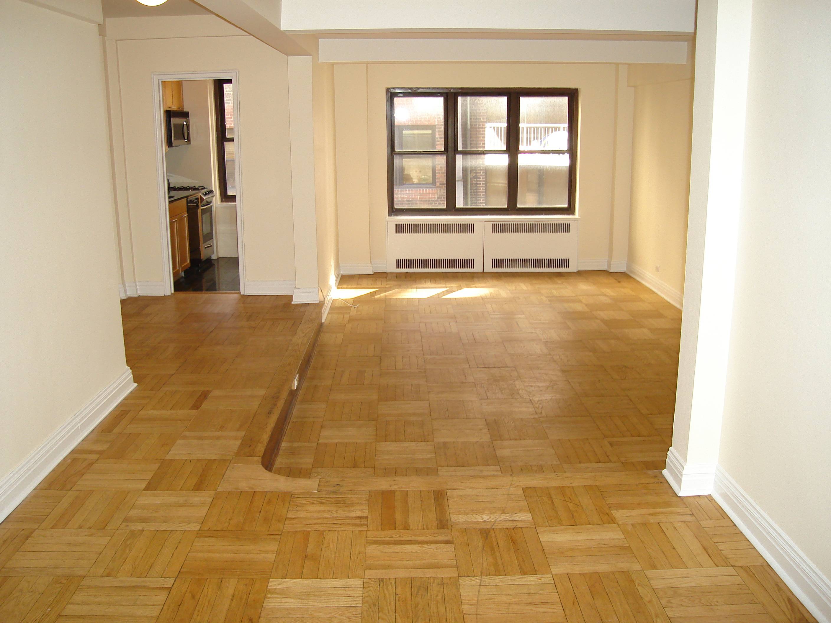 MIDTOWN EAST JUNIOR-4 APARTMENT