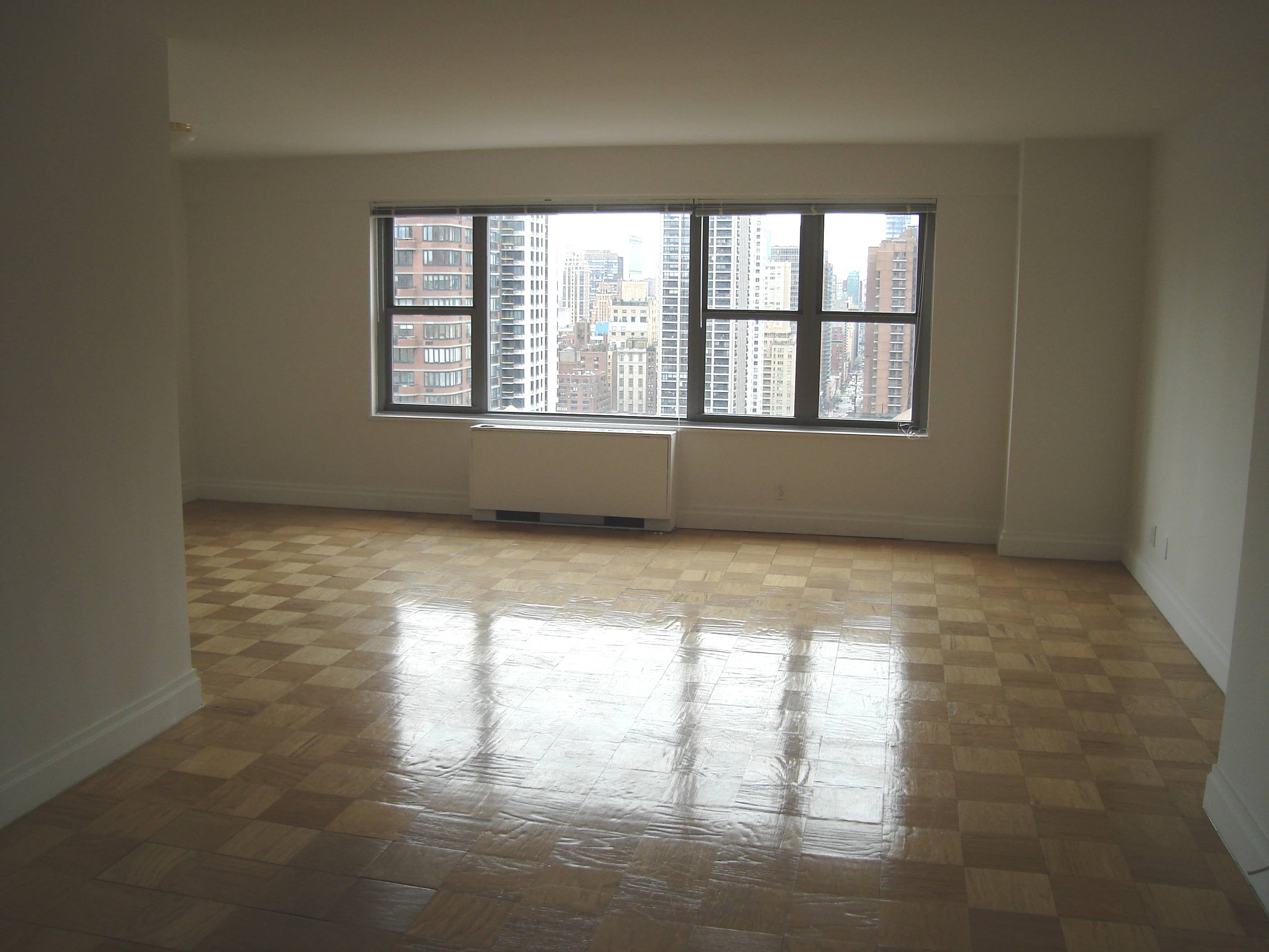 SPACIOUS UES - TWO BEDROOM