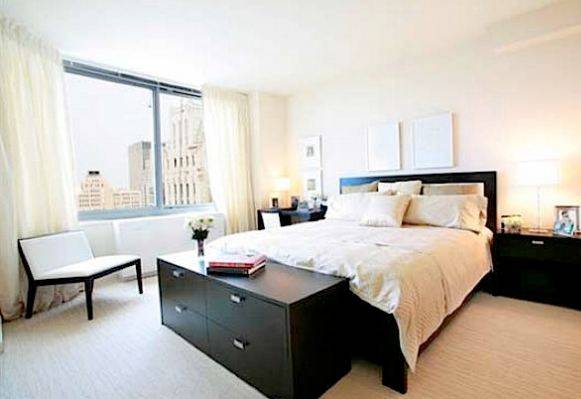 HUGE 1 BED IN TRIBECA WITH GREAT LIGHT AND AMAZING AMENITIES ALL INCLUDED