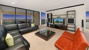 NO FEE!!! Wonderful Three Bedroom for Rent Located in the Finical District