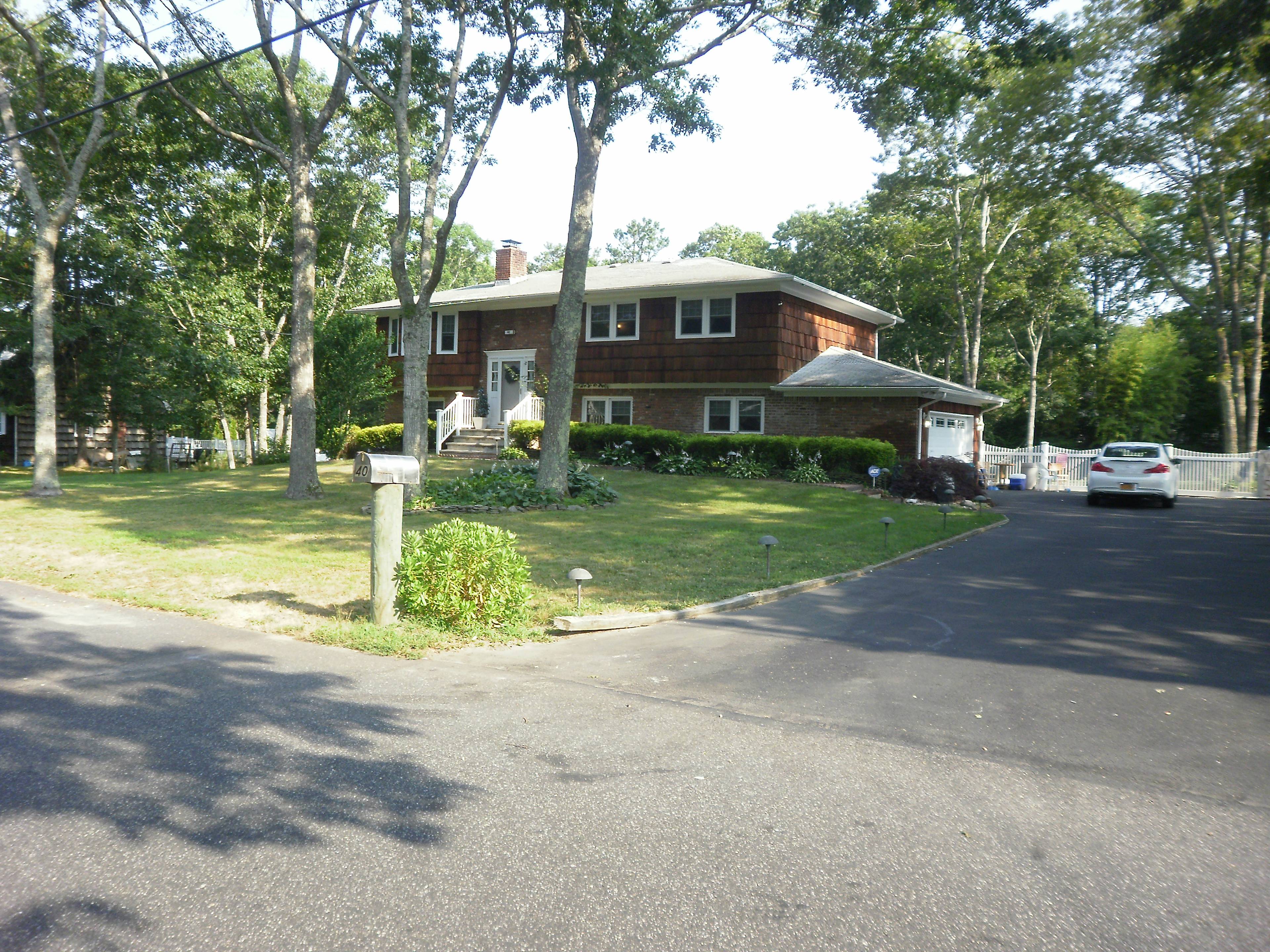PARADISE IN HAMPTON BAYS