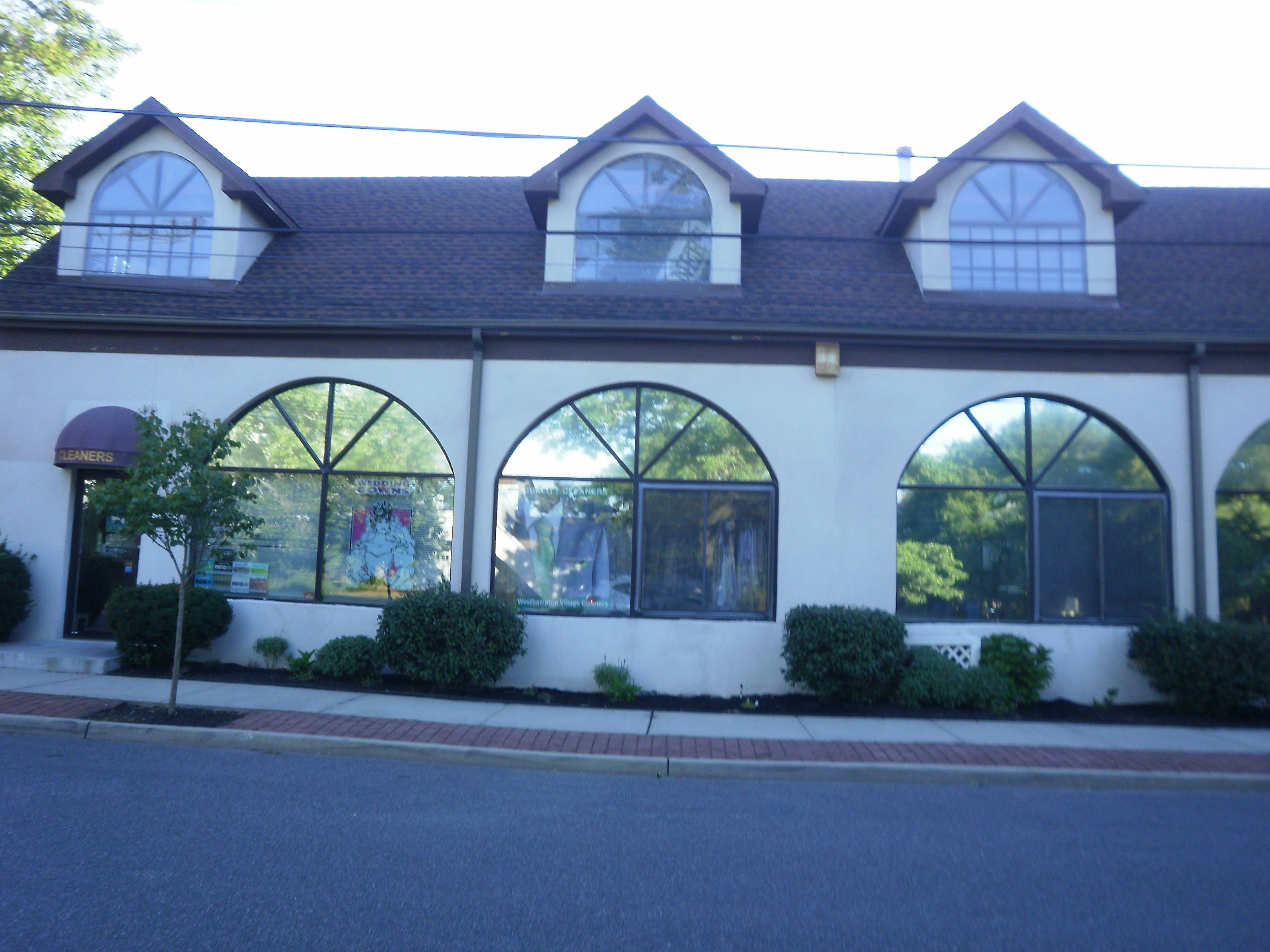 COMMERCIAL STOREFRONT