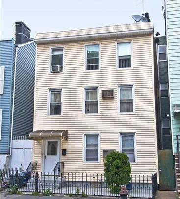 2 Family 3 Story Townhouse in Prime Greenpoint Lorimer Street