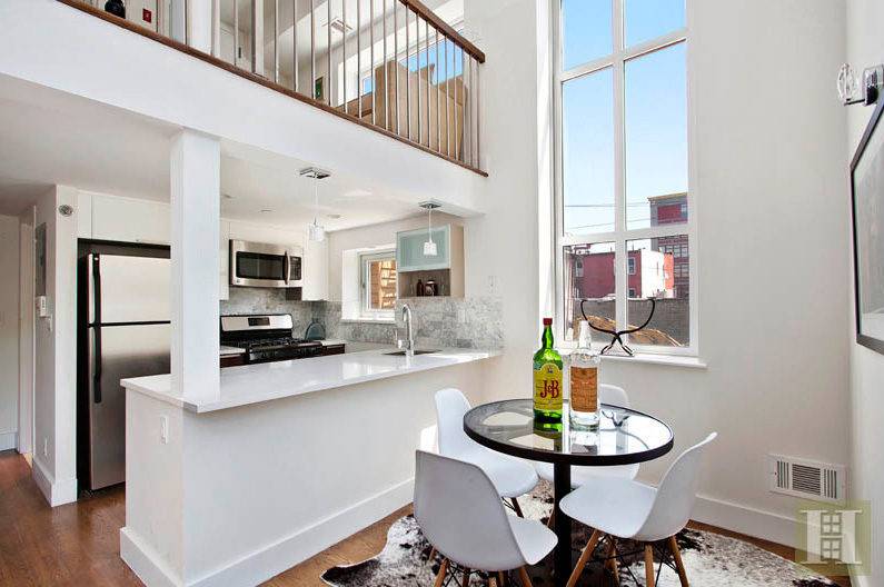 Brand New ! Stunning Luxury One Bedroom. Washer & Dryer in unit. *Central Park*. Upper West Side. 