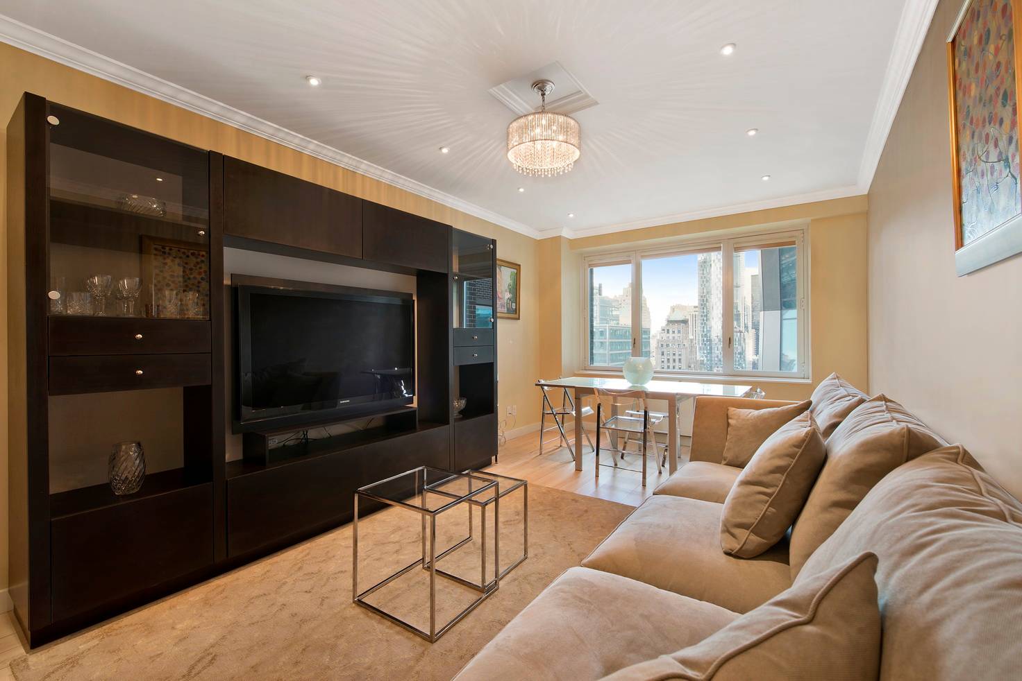 Custom Built 1200 SFT 2 Bed, 2 Bath with CENTRAL PARK Views
