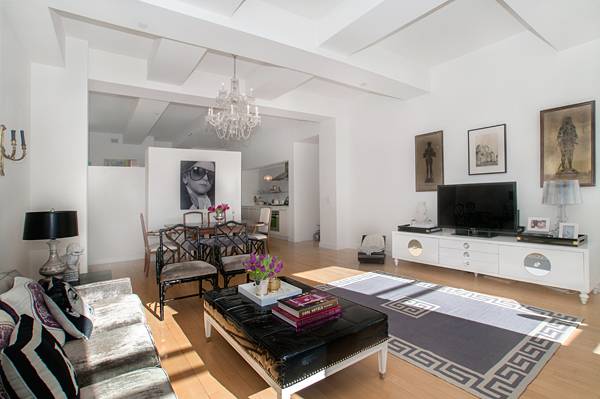15 Broad Street Downtown by Starck Condominium Magnificent High Floor 1452SF Residence for Sale