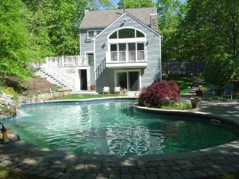 Ultimate Privacy Featured In Newsday 2010 WOW YARD Bridgehampton North Sag Harbor 5 Minutes