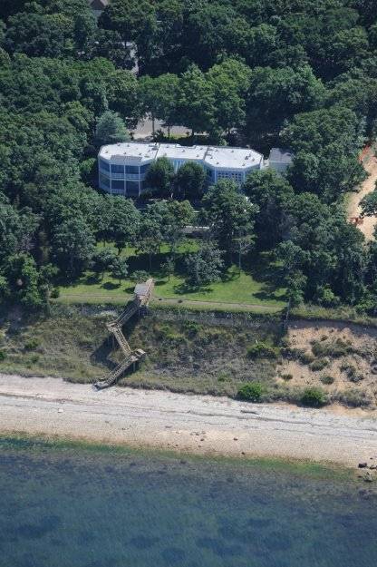 Contemporary on the Bay in Easthampton
