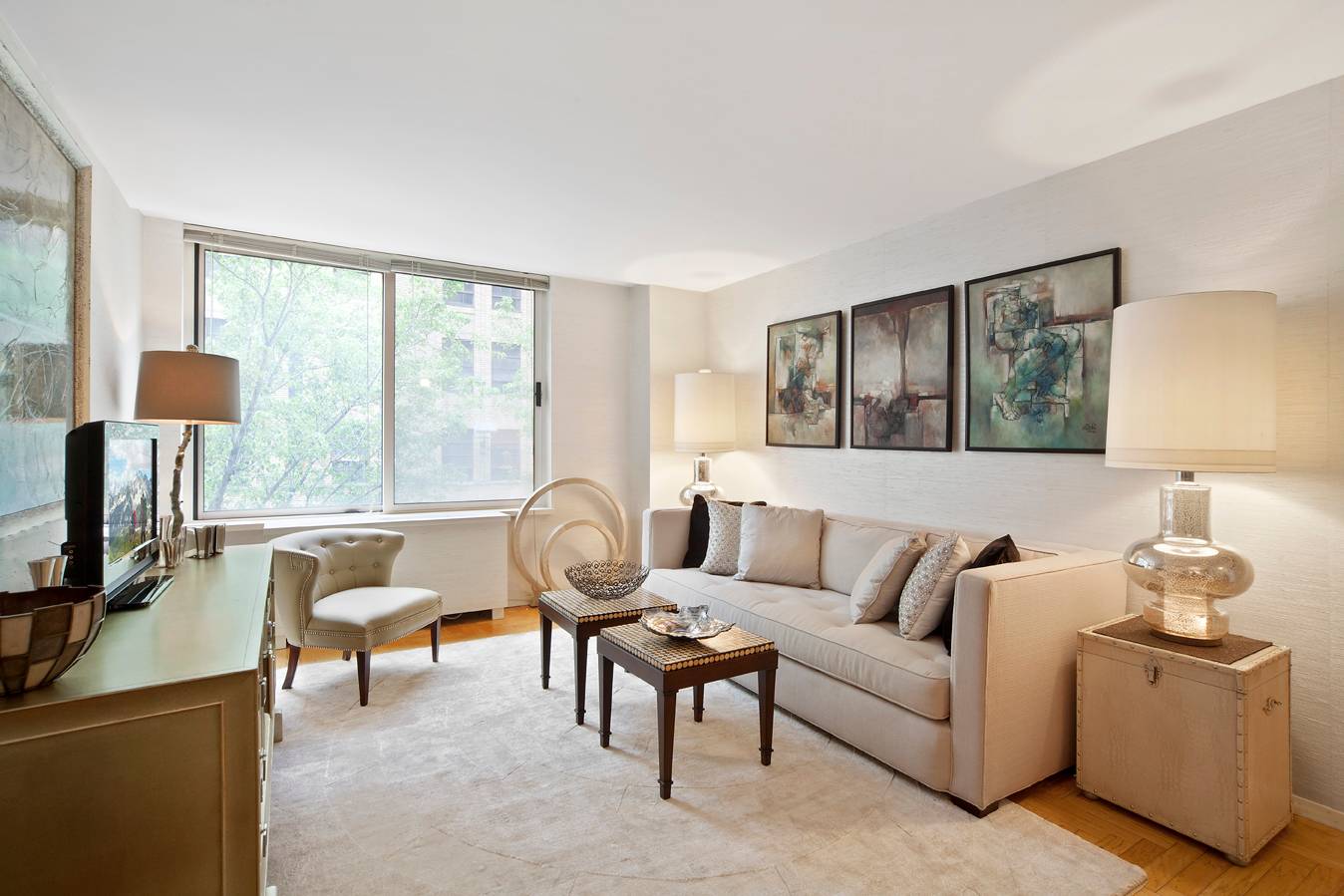 2BR Condo in a Luxury Condominium in Upper East Side