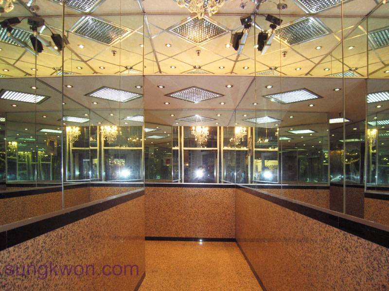 BRAYANT PARK AREA, 1,500sf OFFICE SPACE, South and north side window $2,400
