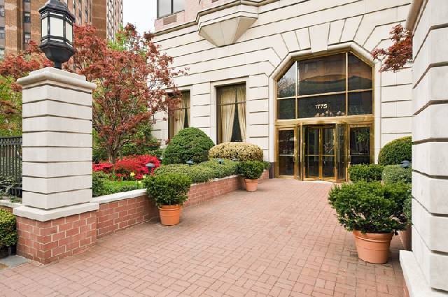 Convert. 2 On the Upper East Side..Close to All Subways