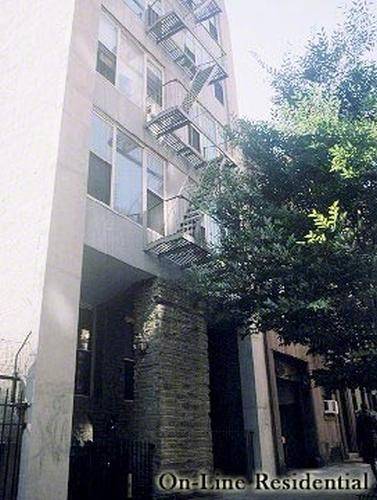 UPPER EAST SIDE STUDIO FOR SALE!