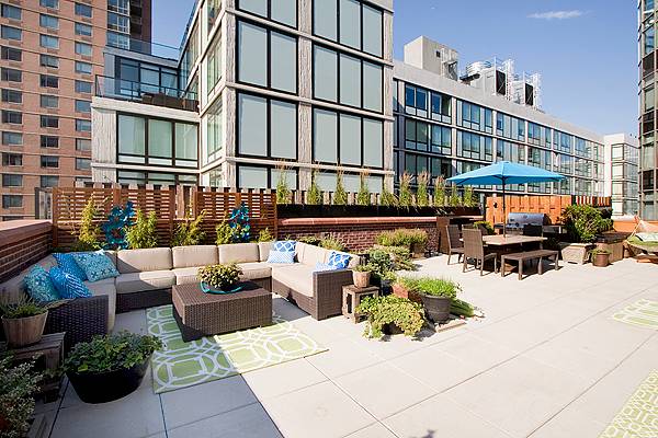 Stunning 3 Beds/ 2 Baths with the most impressive 1,010 square ft terrace at the luxurious Powerhouse Condo