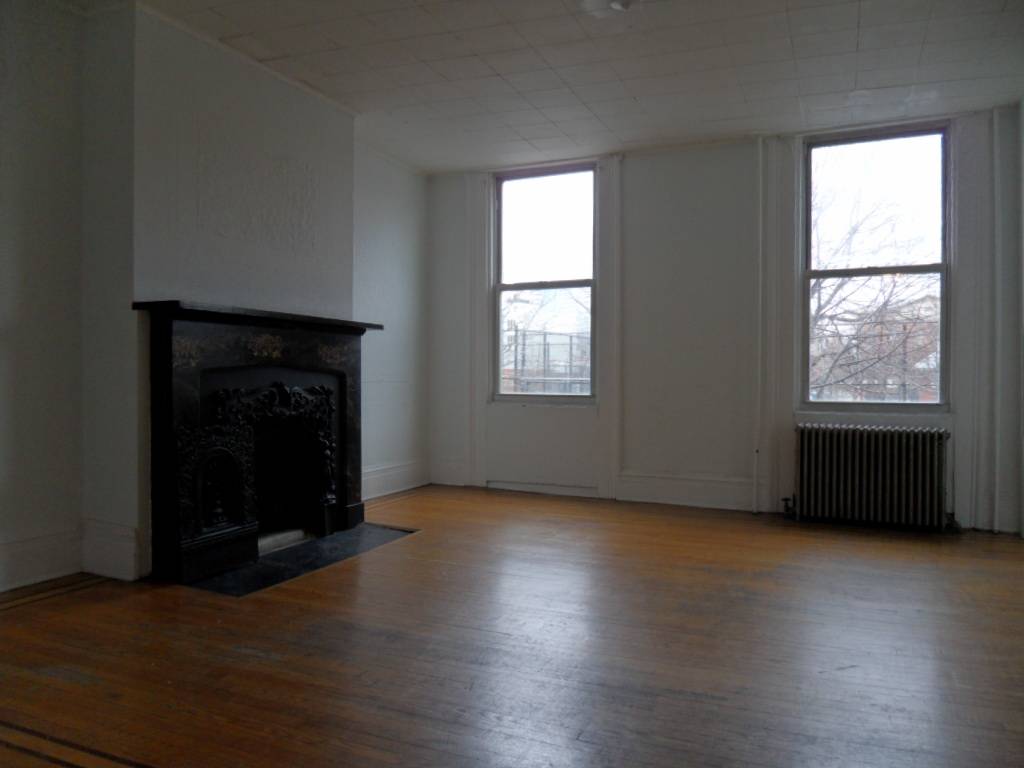 HUGE CONV. 2 BED, WOOD BURNING FIREPLACE, QUIET LOCATION