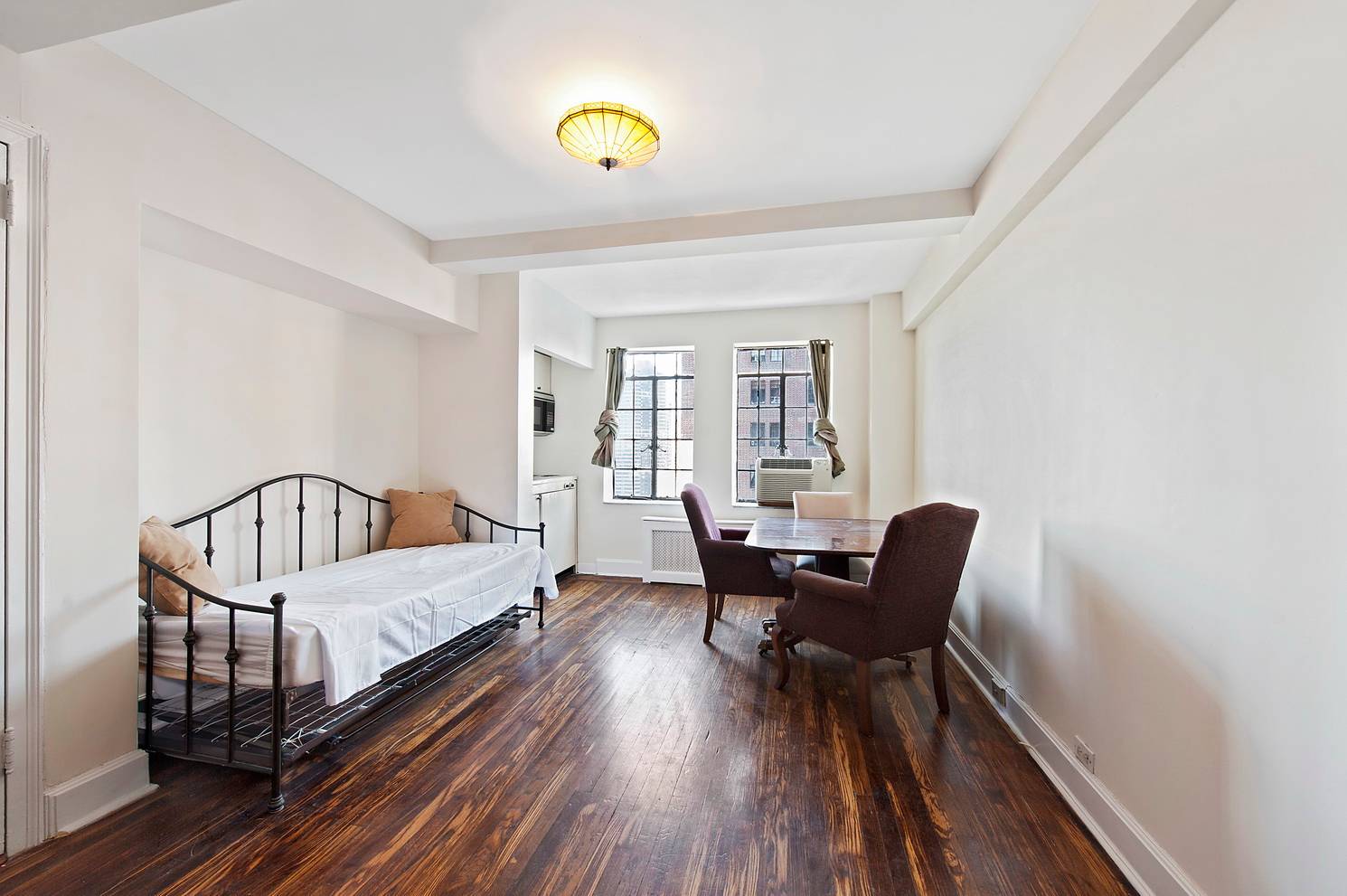 45 Tudor City Place,#1720.Great opportunity for investor in Turtle Bay