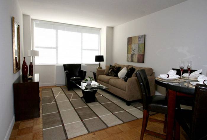 CLOSE TO PARK..... 2BEDROOM/2 BATHROOM WEST 60'S