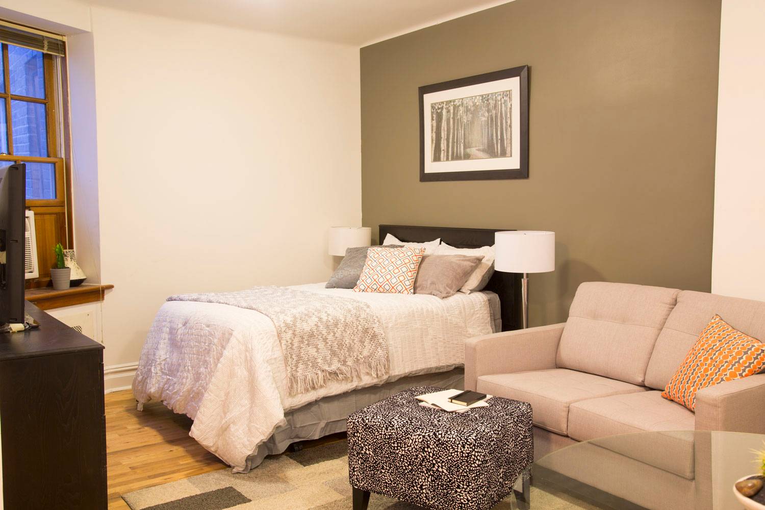Lowest Priced One Bedroom Apartment At 89 Hicks Street In Beautiful Brooklyn Heights - NO FEE AND ONE MONTH FREE RENT!!!