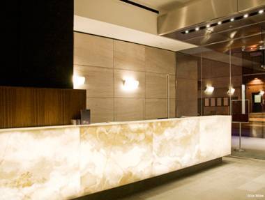 Midtown West Luxurious Studio For Rent ~ 24-Hr Concierge ~ Fitness Center ~ Landscaped Roof Deck ~ Laundry  ~ Call Today!!