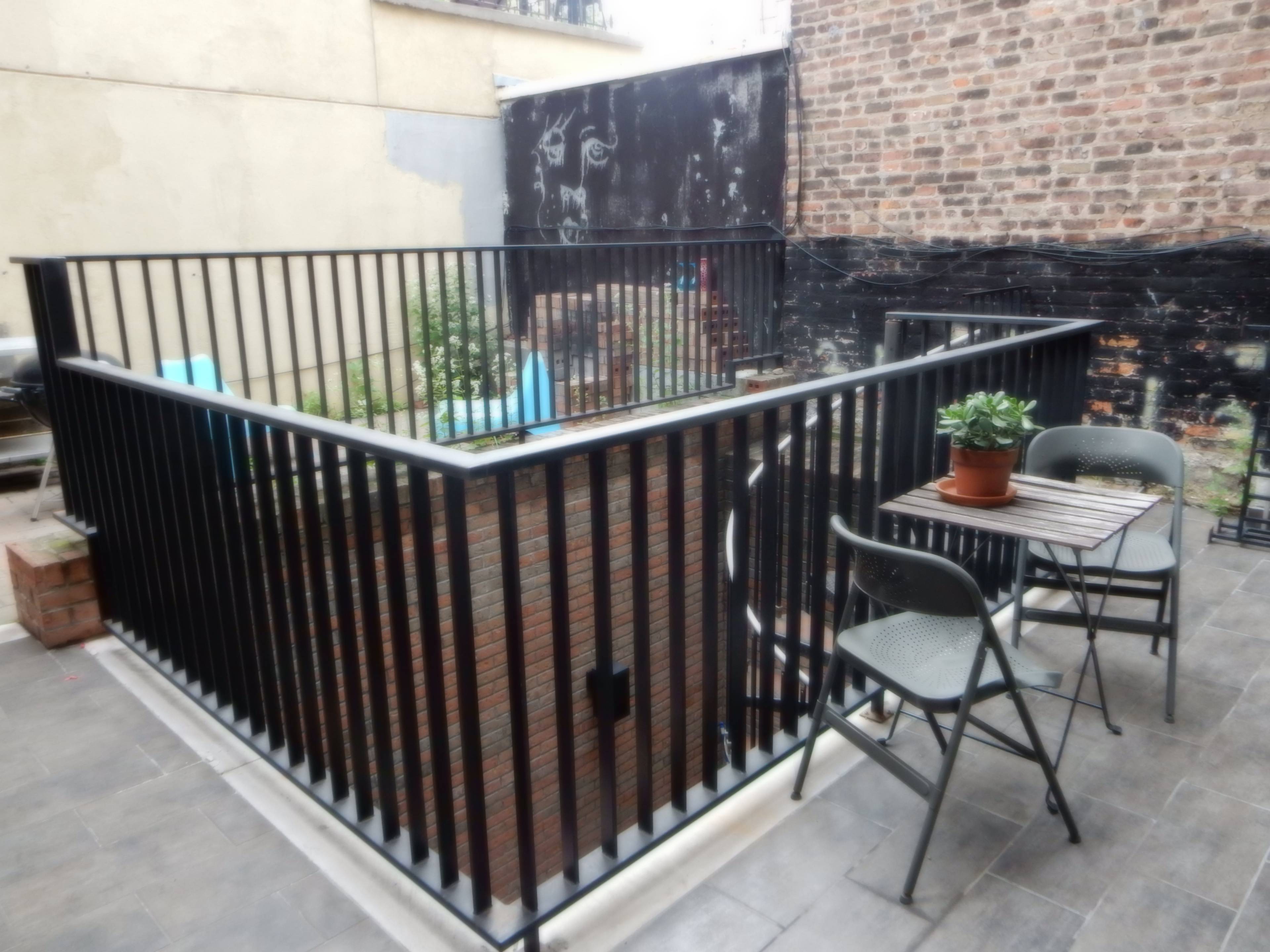 Amazing Triplex with Private Garden Patio and 2.5 Baths! Steps to Lorimer L!