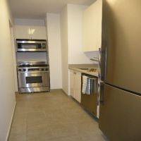 NO FEE Fully Furnished Super Studio in Fabulous Financial District !!