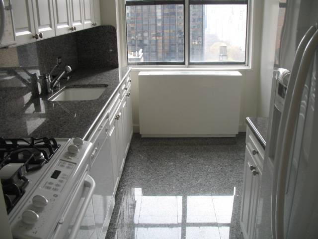 Upper West Side, 1 Bedroom 1 Bathroom, Full Service Luxury Building, Fitness Center, Prime Location, No Fee