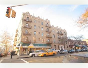 Prime Long Island City North (Near Citi Bldg)--2 Bldg Mixed Use--2 Stores, 47 Apts.--5.7% Cap