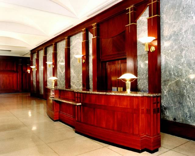 FINANCIAL DISTRICT - FLEX 3 - HALF MONTH BROKER FEE - HUGE TERRACE! LUXURY DOORMAN BUILDING WITH AMENITIES
