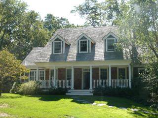 Traditional in Bridgehampton 4 bedroom In Great Neighborhood 7min Ocean