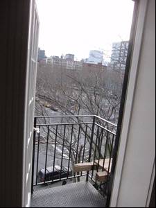 *E 1 st Fantastic Find*All New w/Washer/Dryer*Balcony*