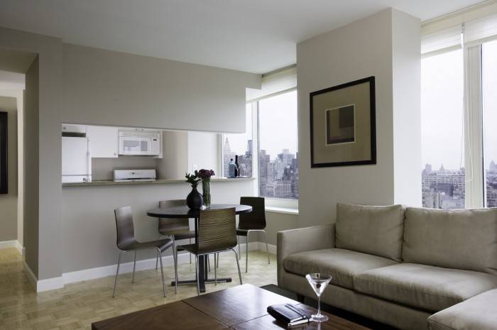 1BED/1BATH BRAND NEW IN A FULL SERVICE BUILDING
