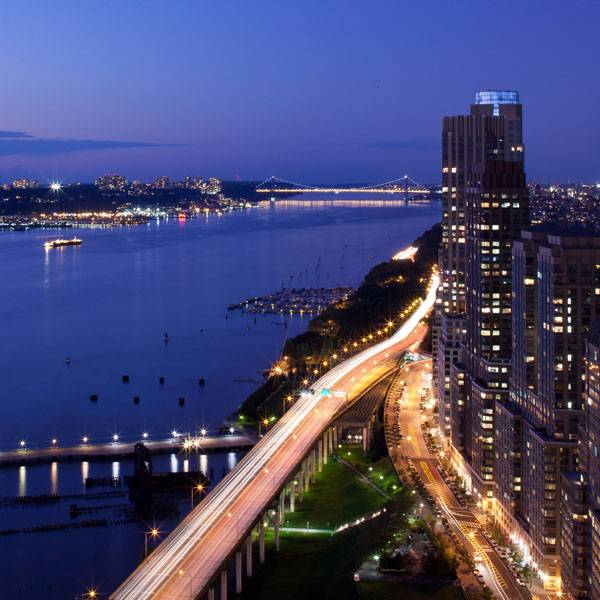 Luxury Upper West Side Studio with Hudson views- 5 star Health Club & Spa - Pool, Squash & Basketball Courts, Bowling alley, Screening Room, Golf Simulator & Rock Climbing- 24/7 Concierge & parking garage - available today!